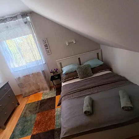 Apartament Zala *